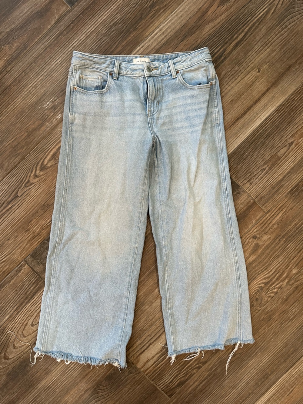 PacSun Low Rise Baggy Light Blue Wide Leg Cropped Jeans